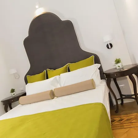 Residenza Degli Artisti Affittacamere Trieste